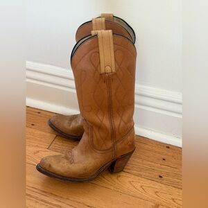 Frye Vintage Women's Tan Leather Cowboy Boots size 6